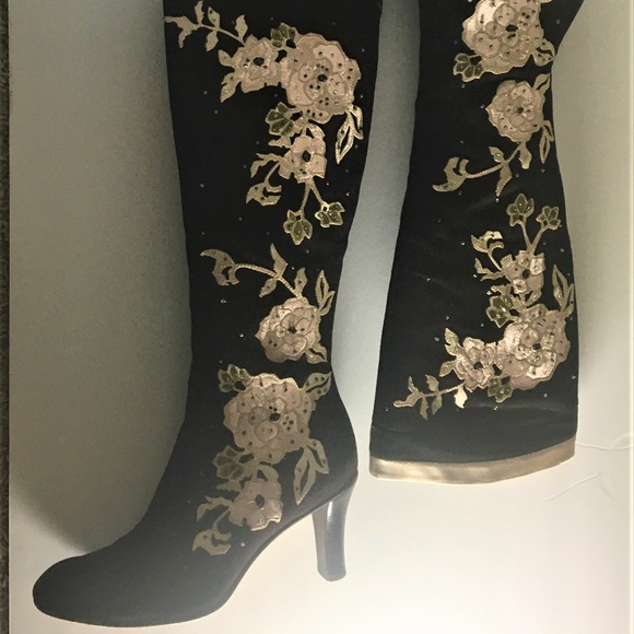 Cole Haan Suede Boot w/ Floral Applique Detail _ SOLD! - Picture 5 of 8